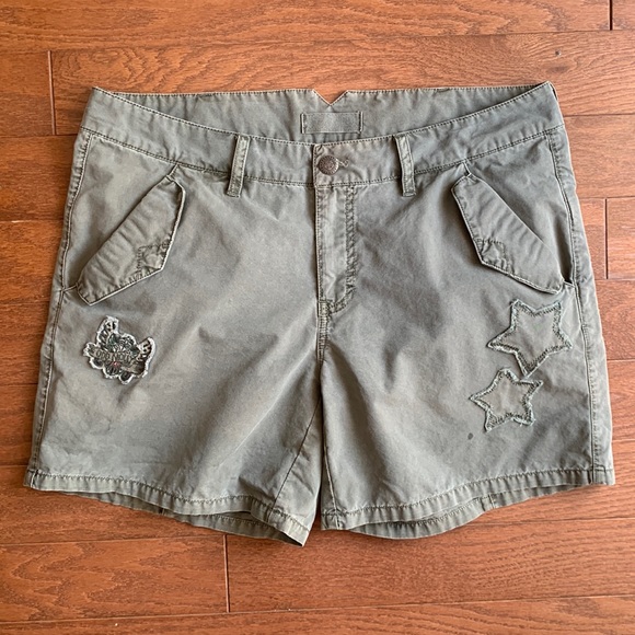 Odd Molly Pants - Odd Molly Army Green Chino “Step On It” Shorts Embroidered Star Print